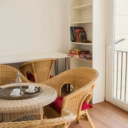 Old Town In Apartment Gerona